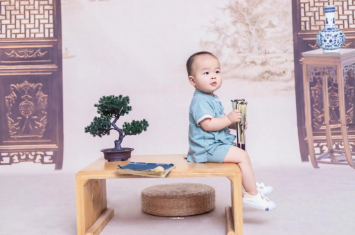 灵宝宝宝几个月会认人