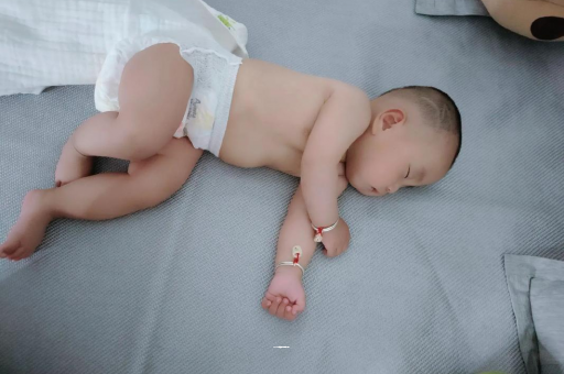 灵宝怀孕多久肚子会胀气